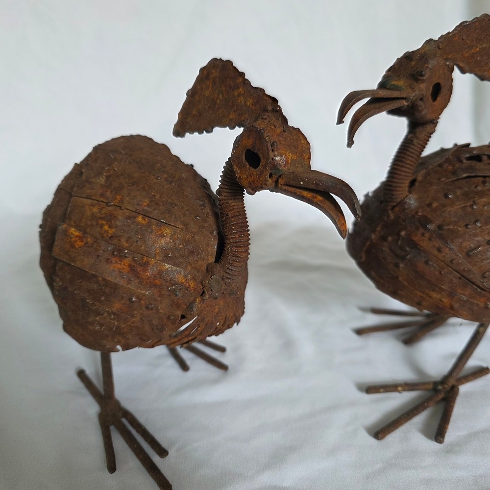 Brutalist-Style Rustic Welded Metal Bird Sculpture Set Folk Art Garden Statues - Picture 2 of 16